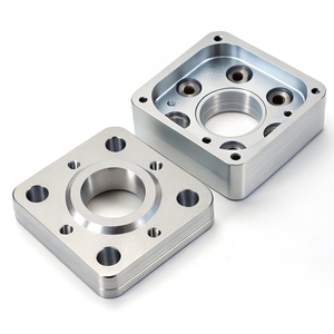 Plaque en aluminium usinée CNC, écrous de fixation en aluminium, écrous filetés pour montage, pièce en aluminium CNC de précision - Product Image 4