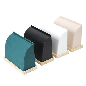 Présentoir à bijoux de haute qualité, support de présentation élégant pour colliers - Product Image 2