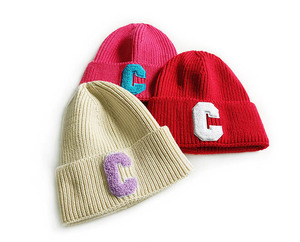 <span class=keywords><strong>Bonnet</strong></span> en éponge tricoté en acrylique pour femmes de grande vente Logo de broderie personnalisé Style à carreaux de couleur unie - Product Image 4