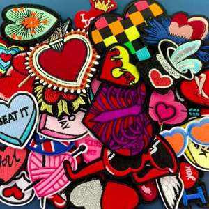 Decorazioni per Scarpe in PVC a Tema Estivo, Accessori per Scarpe da Giardino, Fibbie a Fiore, Toppe a Cuore - Product Image 1