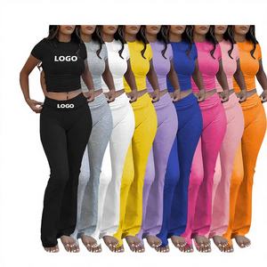 Conjunto de 2 Piezas para Mujer, Verano 2025, con Logotipo Bordado Personalizado, Patrón Vintage, Top de Manga Corta con Botones y Pantalones, Transpirable y Anti-Pilling - Product Image 3