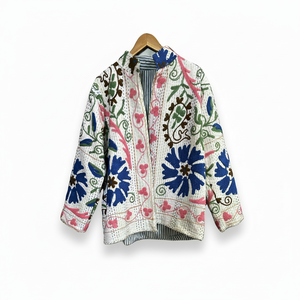 Nouveau Suzani broderie Vintage Kantha veste Suzani veste courte femmes vêtements de plage robe courte matelassée veste d'hiver - Product Image 1