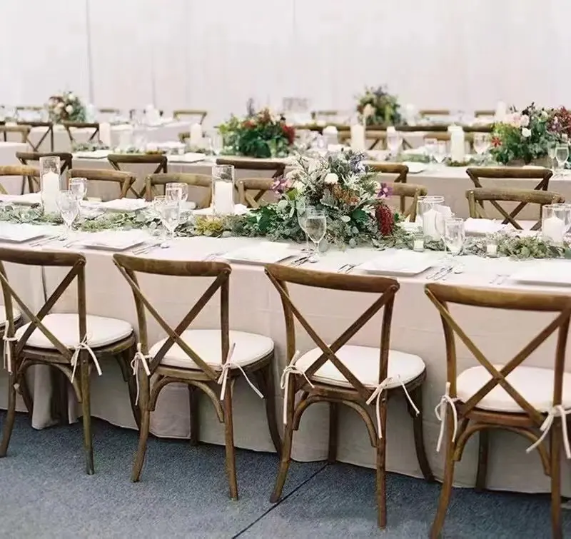Hochwertige stapelbare weiße Buche Eiche Bistro Dining Vermietung Hochzeit X Cross back Wood Cross Back Chair