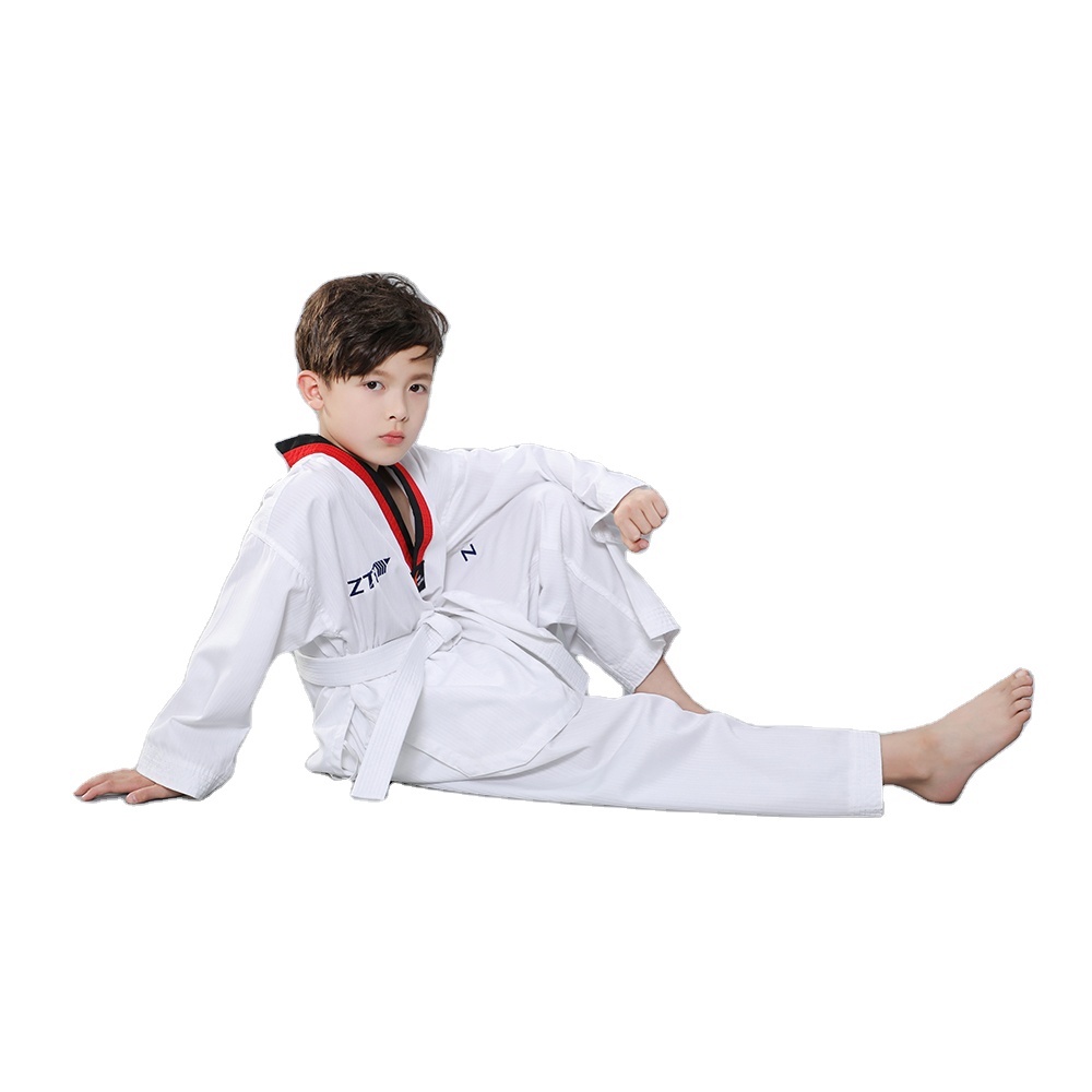 Uniforme d'entraînement blanc bon marché pour enfants, vêtements d'arts martiaux, bas prix, dobok taekwondo, compétition itf