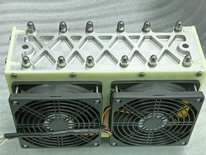 Módulo de pila de combustible de hidrógeno PEM refrigerado por aire de 1200W, generador de energía de hidrógeno para energía de respaldo y sistemas de energía fuera de la red - Product Image 1