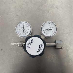 Régulateur de pression en acier inoxydable 316L Débitmètre pour gaz GPL CO2 Vanne de réduction durable pour les applications de sulfure d'hydrogène - Product Image 2