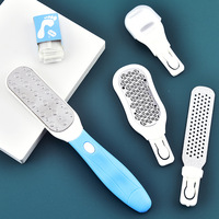 Rabot de pédicure multifonctionnel en acier inoxydable Dissolvant de callosités Peau morte Brosse de meulage exfoliante Plate Nail Double Foot File