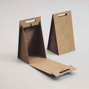 Etiqueta de Papel Rectangular con Patrón de Árbol Negro para Bolsas de Compras y Empaques - Product Image 1