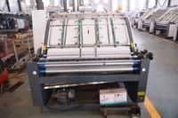 Nouvelle condition semi-automatique 3 couches flûte plastifieuse machine carton ondulé stratification pour la production de carton ondulé