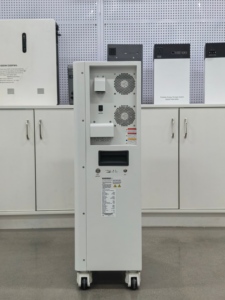 Convertisseur solaire PowMr <span class=keywords><strong>ESS</strong></span> 3.6KW 5KW 230VAc avec batterie LiFePO4 25.6V 5KWH 8KWH pour système complet de stockage d'énergie - Product Image 4