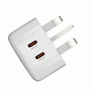 Factory UK PD 40W Dual <b>USB</b>-<b>C</b> 3 Pin Wall <b>Plug</b> QC3.0 <b>USB</b> Type <b>C</b> Charger Socket <b>USB</b> <b>C</b> Power Adapter for Phone 15 16 for For Samsung - Product Image 2