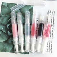Gloss à lèvres hydratant Fuller Kissable Lips pour des lèvres volumineuses et une texture lisse, longue tenue, non collant, gloss volumateur premium