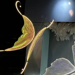 I337 Fabricación de fábrica Decoración de hierro creativa Accesorios DE BODA luminosos Luces de mariposa LED Suministros de decoración de boda