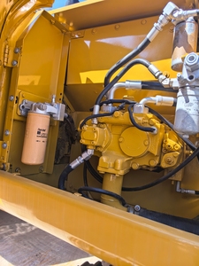 รถขุดตีนตะขาบ Caterpillar 320DL มือสองจากโรงงานโดยตรง สภาพดีเยี่ยม รถขุดไฮดรอลิก CAT 320 DL มือสองสำหรับขาย - Product Image 3