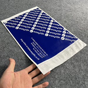 Poli Mailer biodegradabili impermeabili <span class=keywords><strong>dimensioni</strong></span> compostabili personalizzate goffratura spedizione postale Mailer borsa finitura opaca - Product Image 2