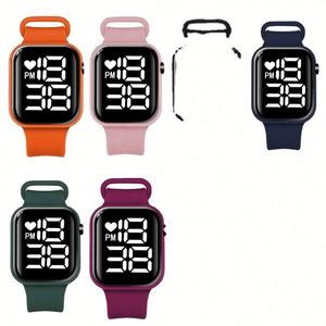 Petit carré numérique LED unisexe de 18 mm, étanche, avec alarme, en caoutchouc, style dessin animé, pour étudiants et enfants, sport et mode, motif cœur - Product Image 1