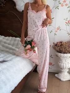 Комплект женской пижамы из хлопка и бамбука: топ-камисоль с цветочным принтом и розовой кружевной отделкой, в рубчик - Product Image 2