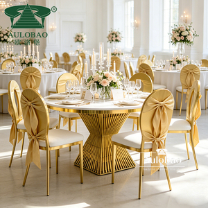 โต๊ะจัดเลี้ยงงานแต่งงานพร้อมเก้าอี้ทำจากสเตนเลสสีทองทรงกลม - Product Image 4