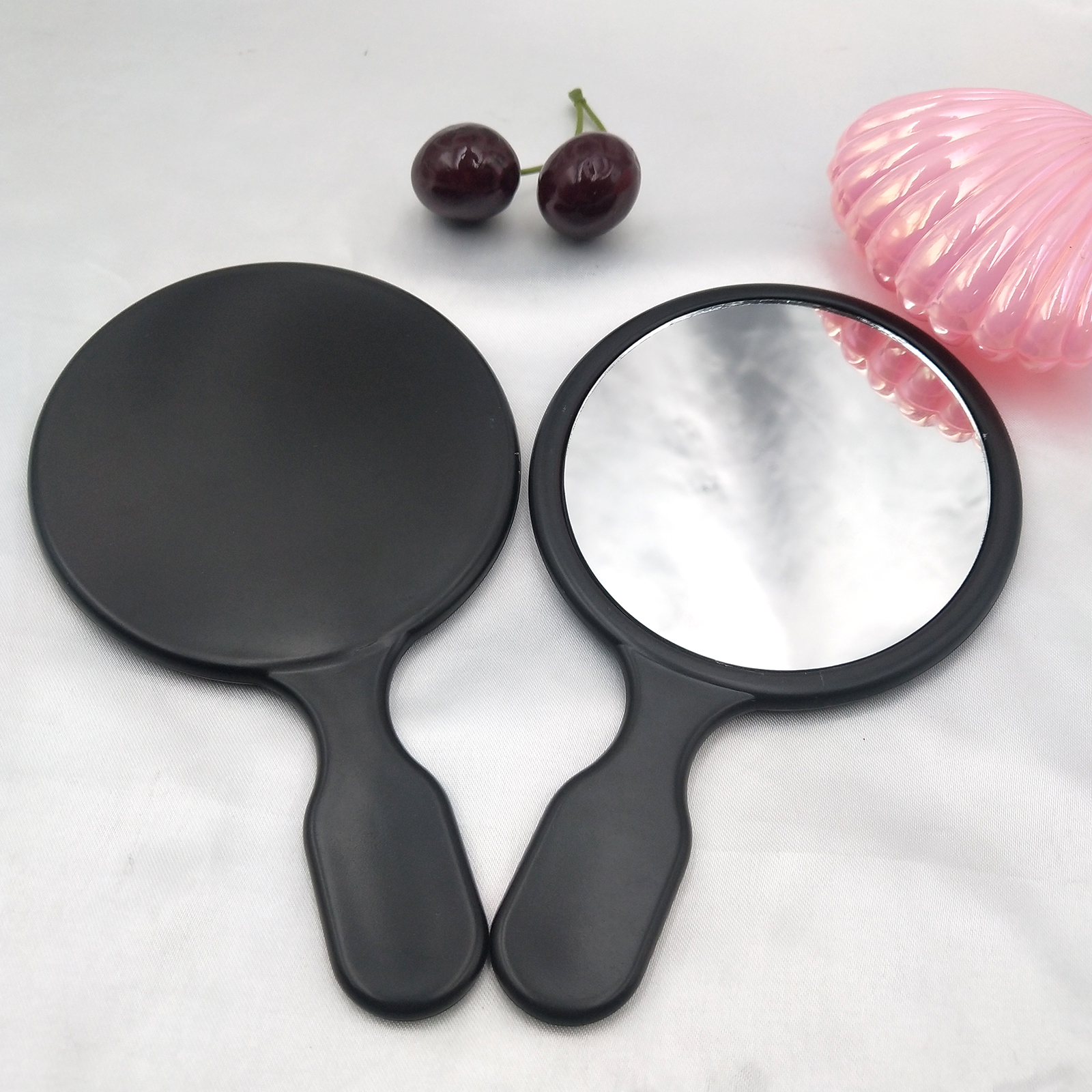 1 piece small size round handheld mirror