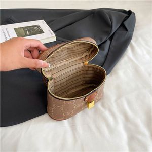 Bolso de mano estilo coreano para mujer con cadena y cierre de cremallera. Nuevo Modelo. Elegante Bolso Bandolera Multiusos y Moderno.99029 - Product Image 4
