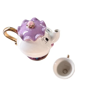 Juego de Café <span class=keywords><strong>La</strong></span> <span class=keywords><strong>Bella</strong></span> <span class=keywords><strong>y</strong></span> <span class=keywords><strong>la</strong></span> <span class=keywords><strong>Bestia</strong></span>, Taza de Cerámica de Dibujos Animados de Porcelana, Tetera de <span class=keywords><strong>la</strong></span> Señora Potts <span class=keywords><strong>y</strong></span> <span class=keywords><strong>Chip</strong></span>, Juegos de Té de Lujo con Tetera - Product Image 4