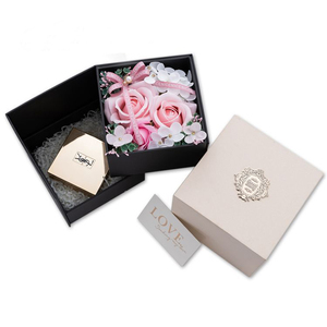 Coffret Cadeau Romantique de Roses <span class=keywords><strong>Savon</strong></span> Rotatives Personnalisées, Idéal pour la Saint-Valentin, Anniversaire, <span class=keywords><strong>Mariage</strong></span>, avec Collier et Parfum - Product Image 6