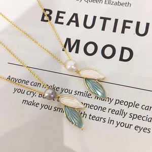 Collier ras de cou en chaîne plaqué or 18 carats avec pendentif feuille et perle d'eau douce naturelle, bijoux en gros SHDIYAYUN - Product Image 4