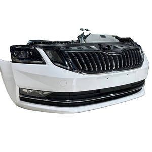 Pour <span class=keywords><strong>Skoda</strong></span> Octavia <span class=keywords><strong>RS</strong></span> 2013 Auto 5E0807221F Accessoire de pare-chocs avant en fibre de carbone véritable à fixer par boulons Garantie 1 an - Product Image 1