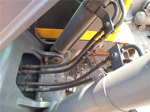 Excavatrice d'occasion Volvo EC 240BLC en bon état à vendre – Volvo EC210BLC 210blc Excavatrice d'occasion à prix abordable – Pompe, moteur, boîte de vitesses Volvo 210/240 - Product Image 6