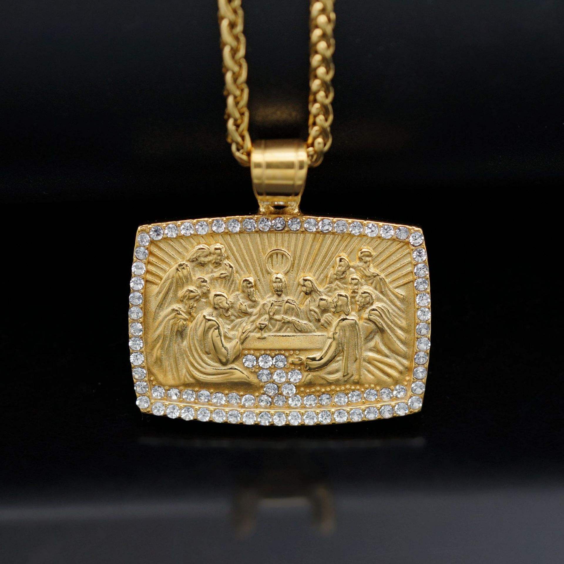 Pendentif simple en or sans chaîne