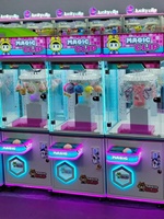 Machine de Jeu à Pièces bon Marché d'Usine, Machine à Pince à Poupées Lumineuse et Colorée pour la Vente