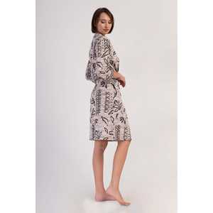 ชุดคลุมอาบน้ำผู้หญิงหรูหรา แขน 3/4 มีกระเป๋า ปรับแต่งโลโก้ได้ เนื้อผ้าสแปนเด็กซ์ระบายอากาศ ไซส์พลัส สำหรับฤดูหนาว ลายพิมพ์เรียบ - Product Image 3