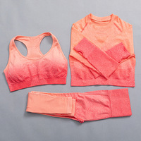 Ensemble de yoga et vêtements de sport dégradés en gros – 7 couleurs, respirant, absorbant la transpiration, idéal pour la course en extérieur