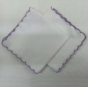 Wholesale Custom Brand Fashion White Lace Scallop Edge Lady Monogrammed Cotton Embroidered Wedding Handkerchiefs for <strong>Happy</strong> <strong>Tears</strong> - Product Image 4