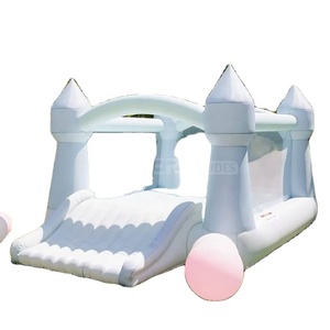 Château gonflable blanc haut de gamme avec toboggan pour fête de mariage dans un <span class=keywords><strong>parc</strong></span> gonflable - Product Image 1