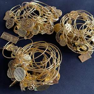 Bracelets extensibles avec lettres d'inspiration 2021, <span class=keywords><strong>maman</strong></span>, <span class=keywords><strong>papa</strong></span>, bracelet MOM, cadeaux pour la fête des mères, bracelets avec breloques personnalisés - Product Image 2