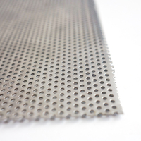 Vente chaude de tôle métallique perforée en aluminium de 0,8 mm, panneau de plafond avec services de découpe et de soudage