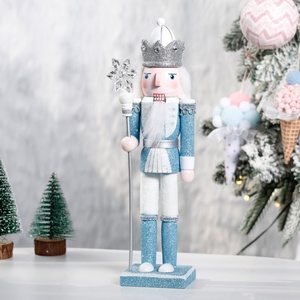 SHUANGYUAN 30cm <span class=keywords><strong>casse</strong></span>-<span class=keywords><strong>noisette</strong></span> de Noël en décoration de Noël de style bleu-blanc <span class=keywords><strong>classique</strong></span> pour table - Product Image 1