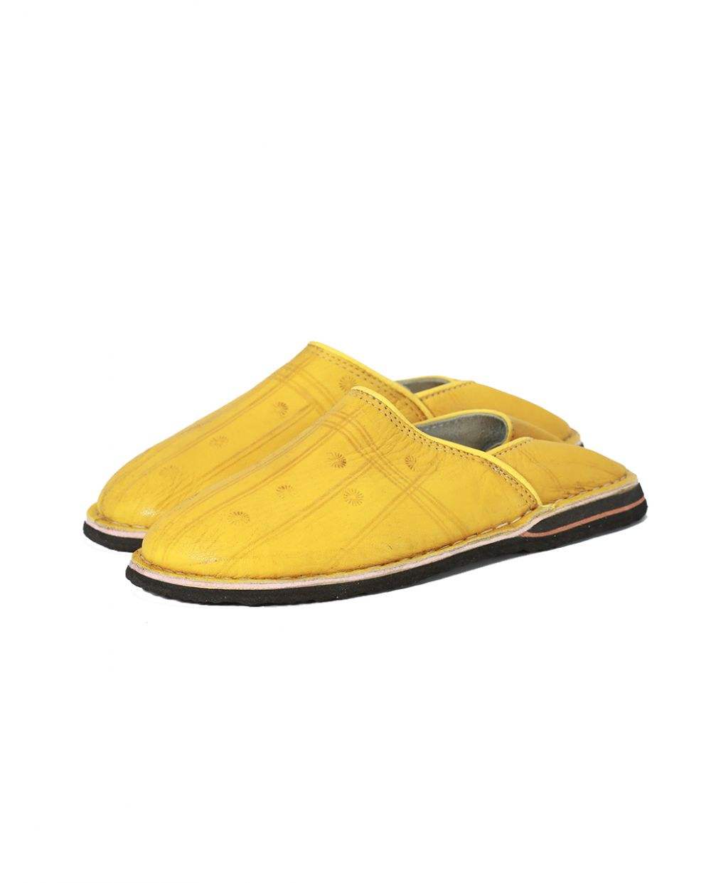 สีเหลือง