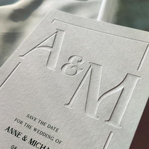 Invito Matrimoniale Minimalista con Iniziali in Rilievo, 'Save the Date', su Carta di Cotone Bianca o Avorio 250-600gsm, Inviti Eleganti - Product Image 4