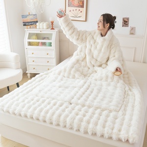 Novo inverno resistente multi-purpose coelho cashmere pijama dobrável wearable cama cobertor coelho cabelo lance travesseiro - Product Image 3