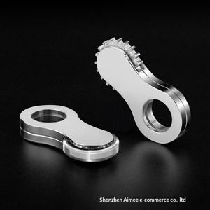 Nuovo Spinner da Dito Transfrontaliero di Tendenza, in Acciaio Inossidabile di Precisione, Stile Anello di Sauron, con Superficie Dentellata, di Alta Gamma, per un Movimento Fluido - Product Image 3
