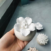 2024 vente chaude nouveau diffuseur d'air décoratif Lotus céramique fleur diffuseur