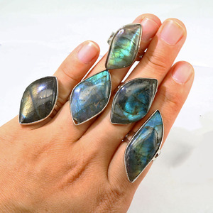 RG1086 Wholesale Natural Gemstone <strong>Rings</strong>,Silver Natural Blue Fire Flashy Freeform <strong>Labradorite</strong> <strong>Rings</strong> - Product Image 1
