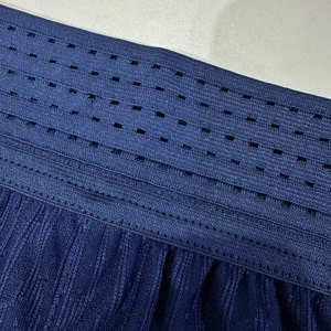 Vêtements d'athlète à manches courtes 100% polyester Séchage rapide Respirant Design personnalisable Durable pour les conditions difficiles Unisexe - Product Image 3