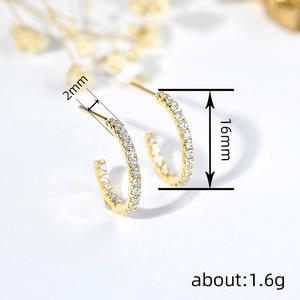 Orecchini a Cerchio Dorati con Diamanti Rotondi Incastonati a Canale, Placcati in Oro 18K, Gioielli Raffinati da Donna per Uso Quotidiano - Product Image 5