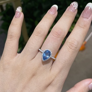 Bague en argent sterling S925 avec moissanite de <span class=keywords><strong>3</strong></span> <span class=keywords><strong>carats</strong></span>, forme goutte d'eau, plaquée or, pour mariage ou fiançailles, pour femme. - Product Image 4