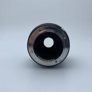 Lente Sony de Segunda Mano Original de Alta Calidad, 50mm F1.8 de Gran Apertura, Montura FE, Formato Completo, Ideal para Retratos y Fotografía Urbana - Product Image 4