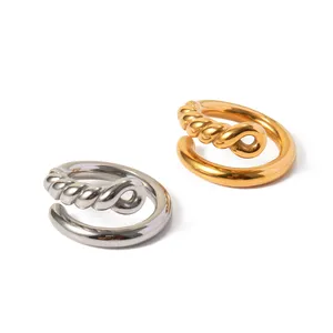 J & D moda 18K chapado en oro joyería de acero inoxidable ajuste limpio Simple giro textura suave banda anillo mujeres