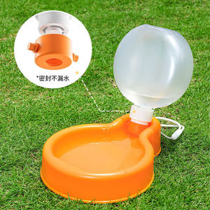 Chien bouteille d'eau bouteille d'eau pliable portable sur distributeur d'eau pour animaux de compagnie à l'extérieur - Product Image 2